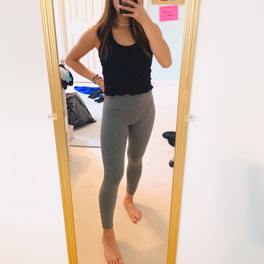 SO grey leggings